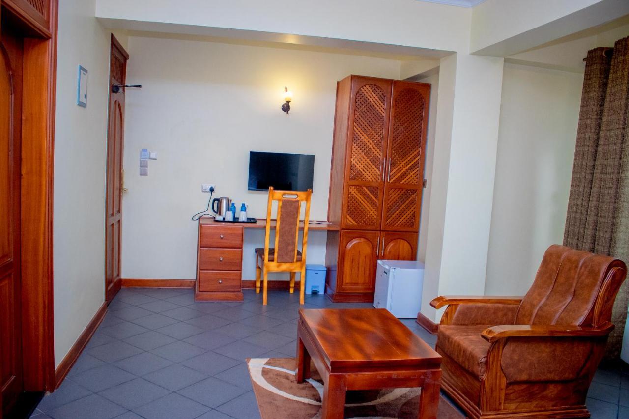 Seven Skies Hotel Arusha Exterior foto