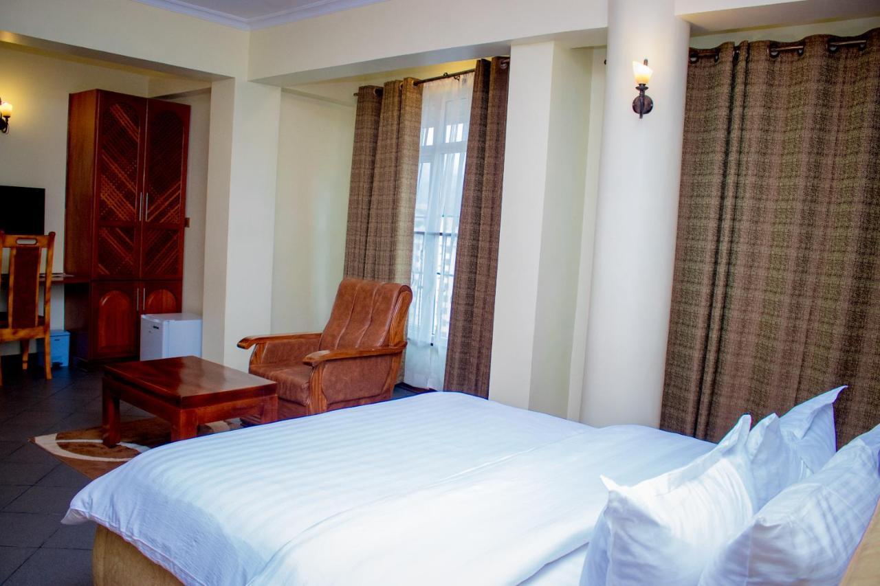 Seven Skies Hotel Arusha Exterior foto